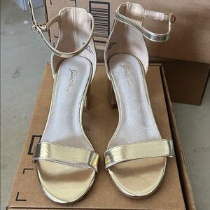 Genshuo Metallic Gold Open-Toe Heels